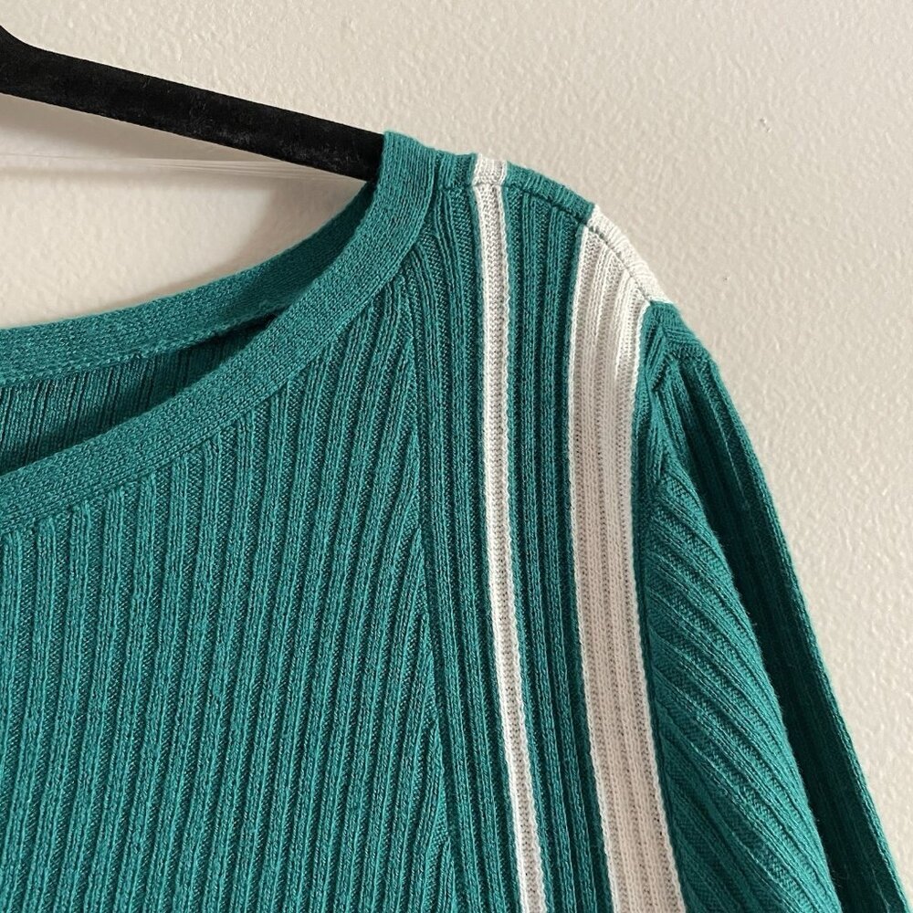 Chicos Sz 2 US L Bright Jade Coastal Asymmetrical Hem Striped Tunic Sweater - Picture 9 of 12